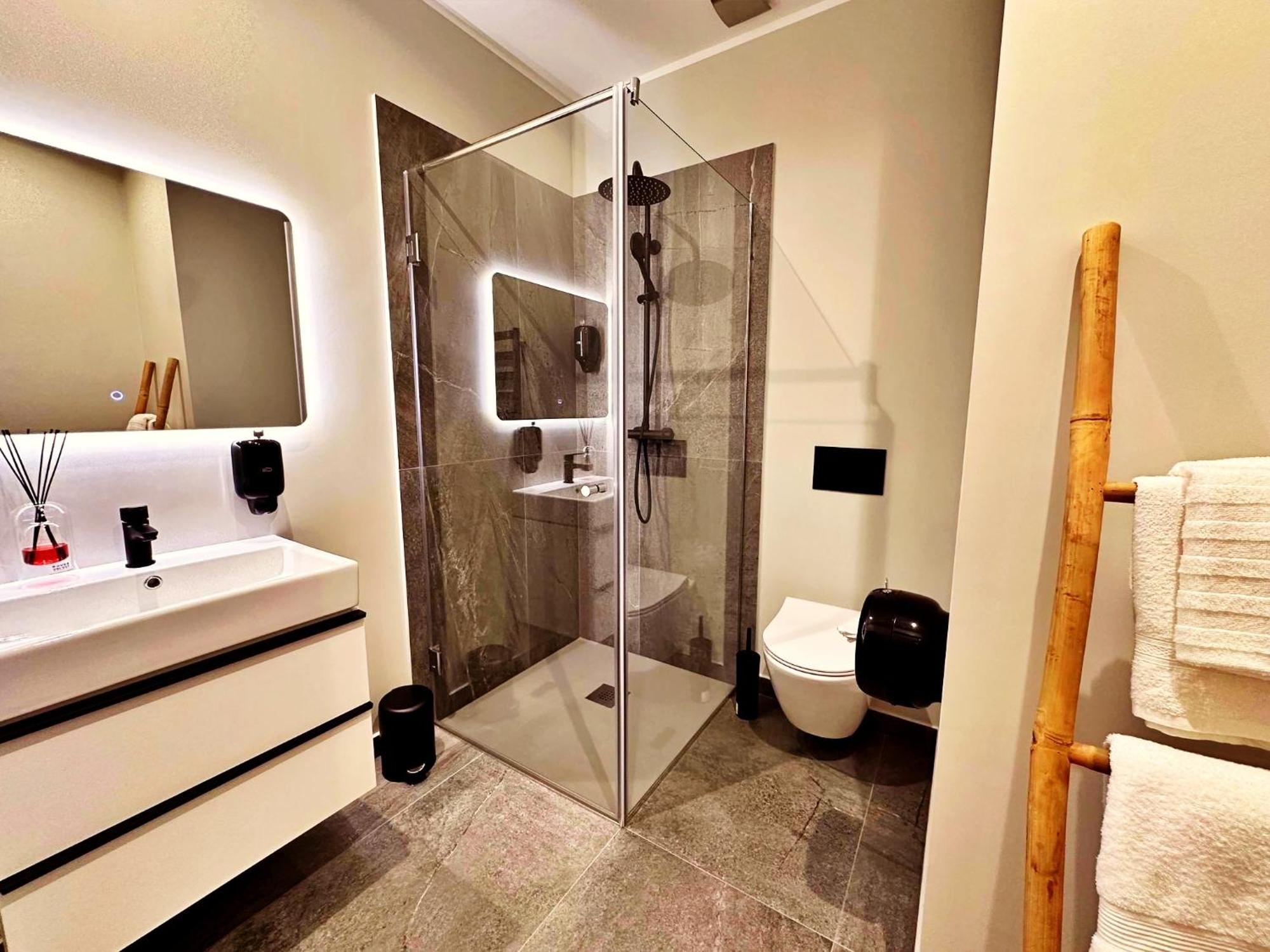 Cozy Apartments Jūrkalne מראה חיצוני תמונה